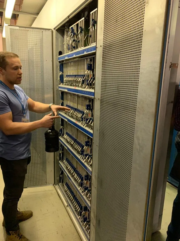A bank of line cards that generate dial tone and interface copper to digital.
